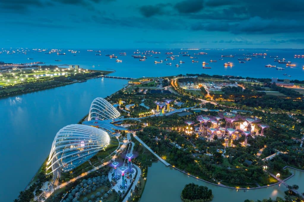 Amazon intar Sydostasien - Singapore först ut