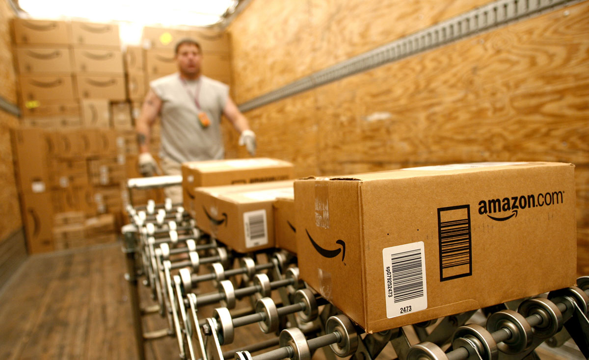 Frankrike stämmer Amazon - böter på 100 miljoner