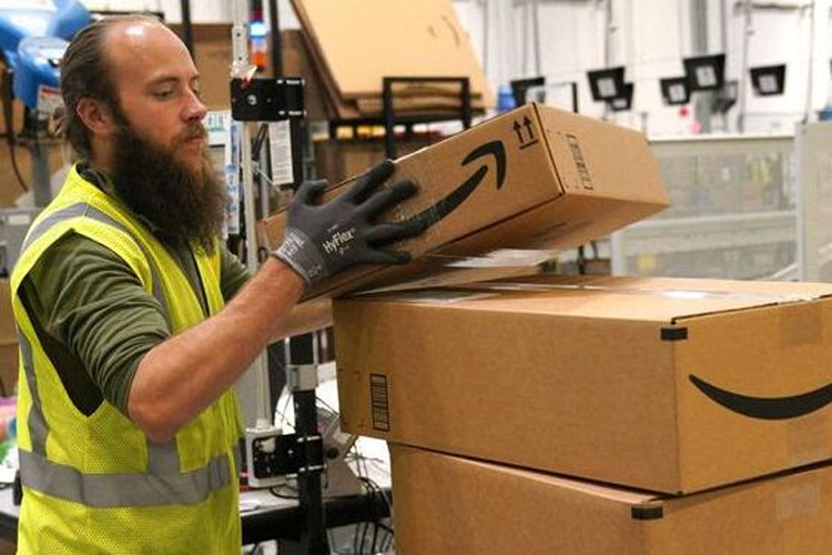 Amazon miljardsatsar i Europa - anställer 18 000 i år