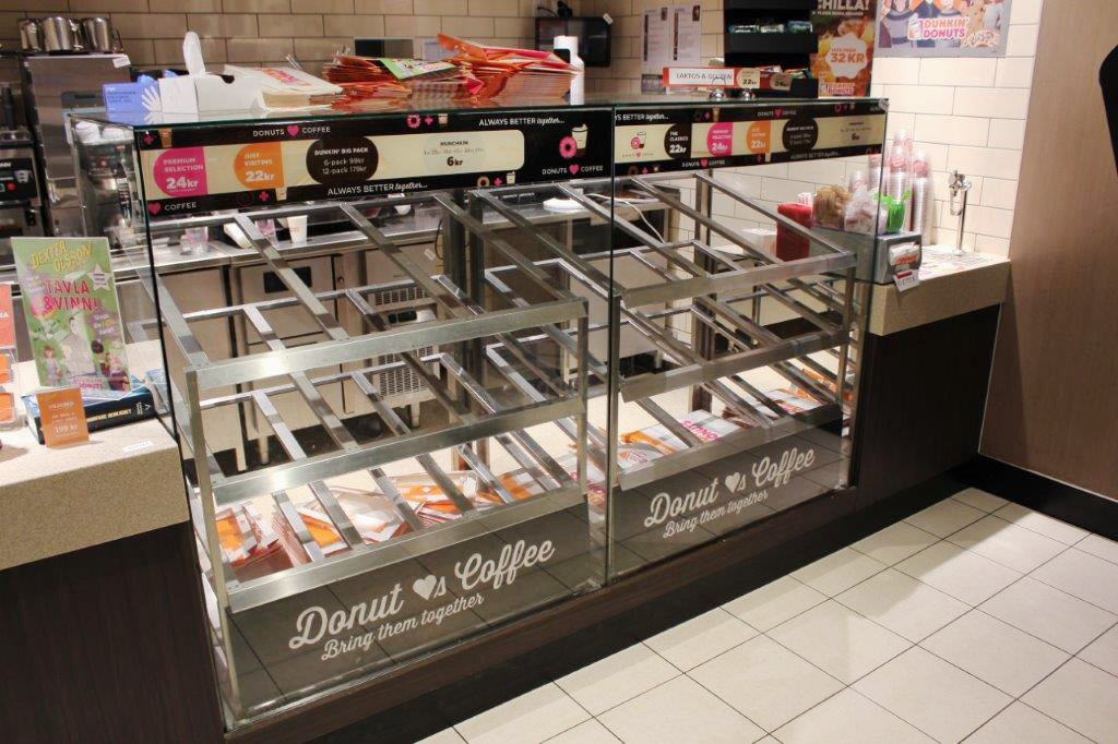 Donutkedja i svensk konkurs - utrustningen säljs på nätet
