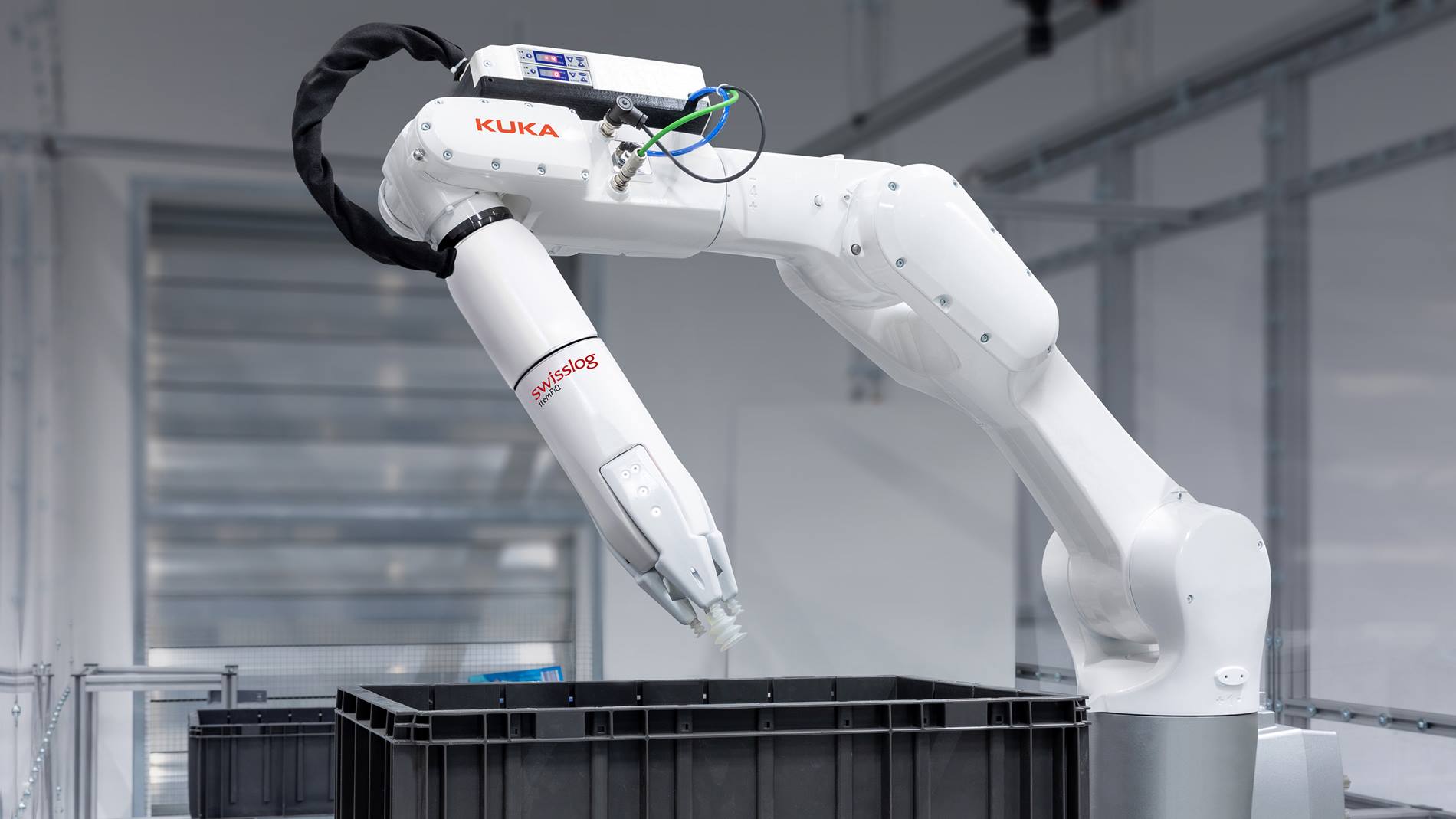 Swisslog lanserar robot som plockar 1000 artiklar i timmen