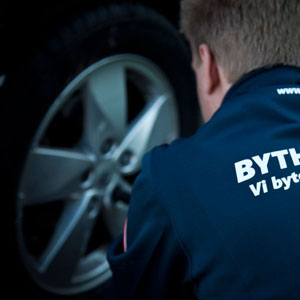 Bythjul.com erbjuder helt nya däck vid punktering