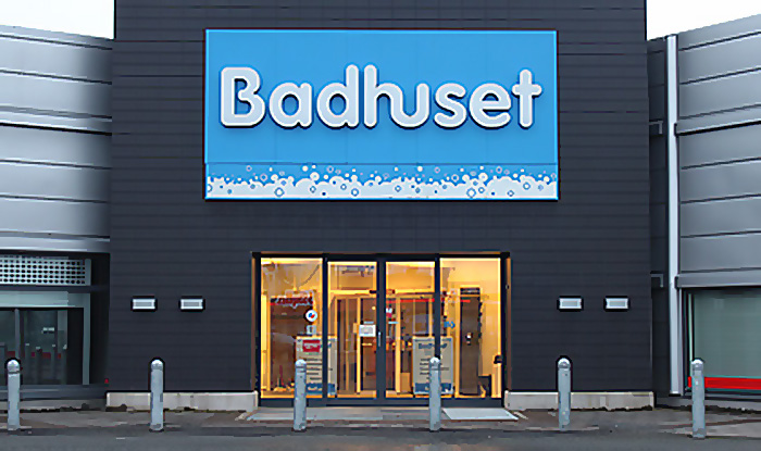 Från billig badbutik till omfattande E-handel