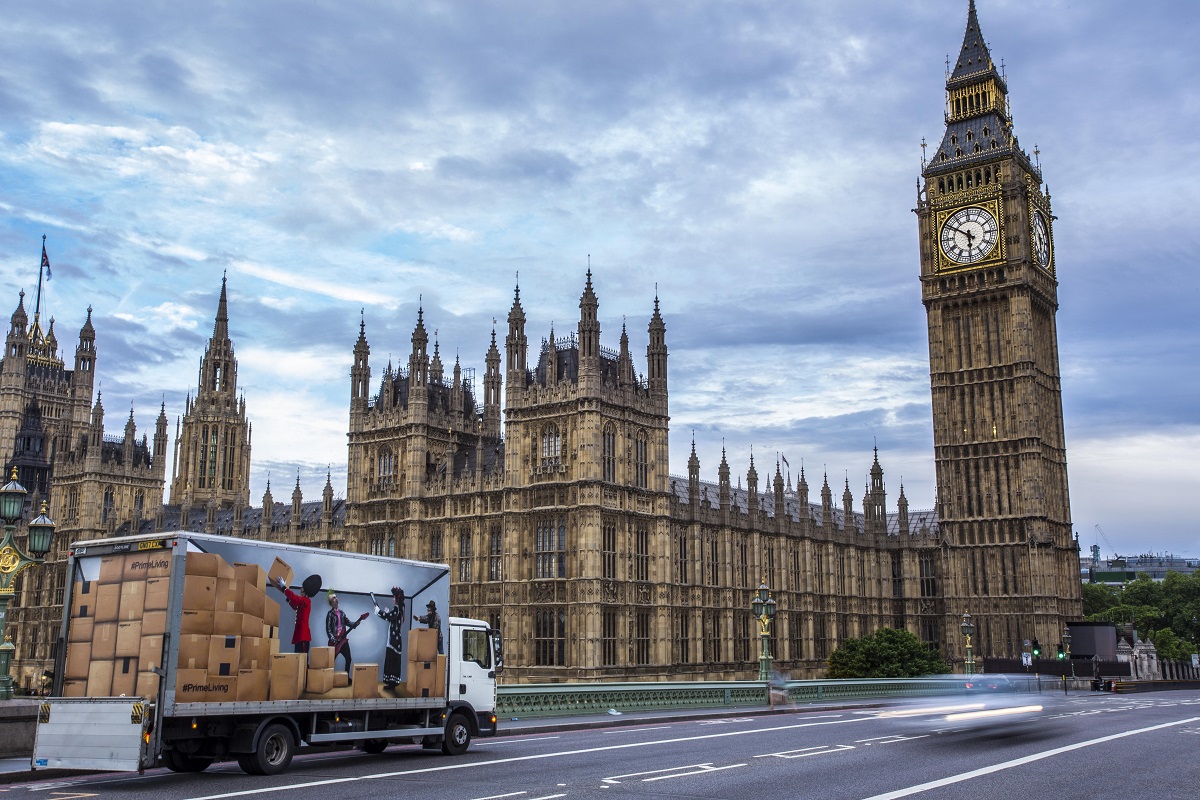 Amazon ger alla kunder i Storbritannien fri leverans