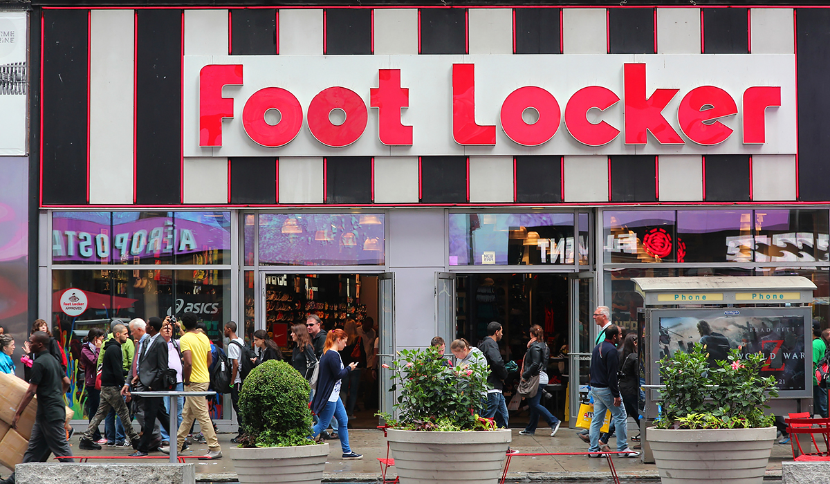 Foot Lockers e-handel närmar sig 1 miljard dollar