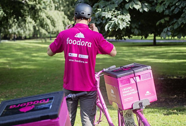 Foodora kritiseras för låga löner och dåliga villkor